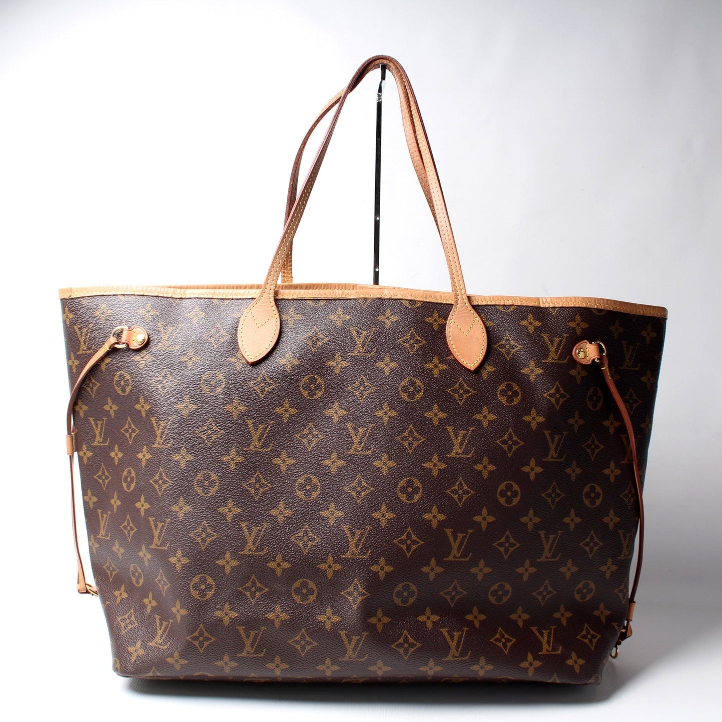Neverfull GM W/ Wallet Monogram