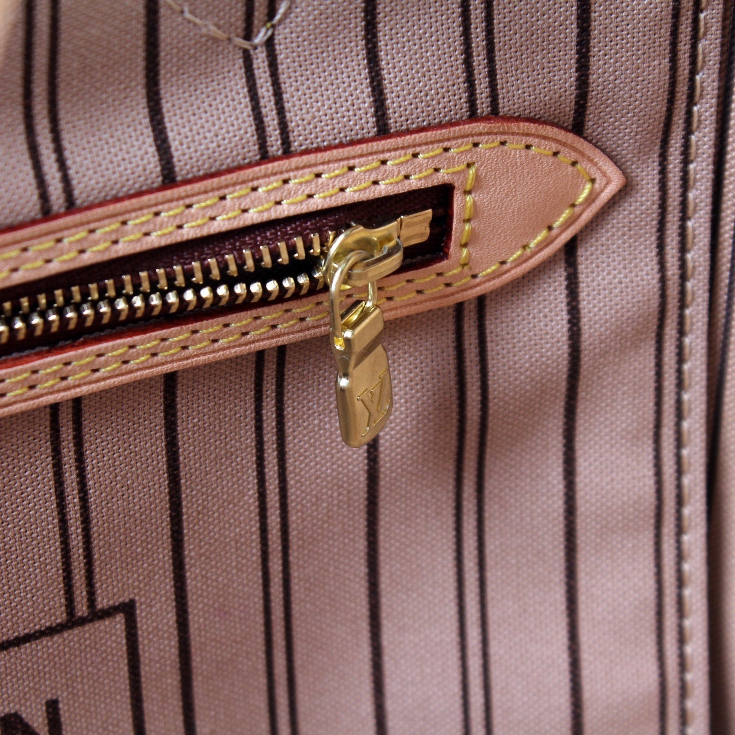 Neverfull GM Monogram