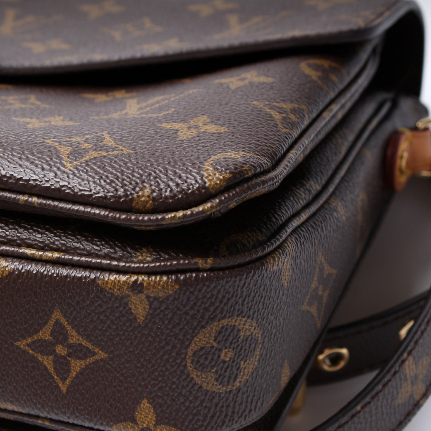 Pochette Metis Monogram