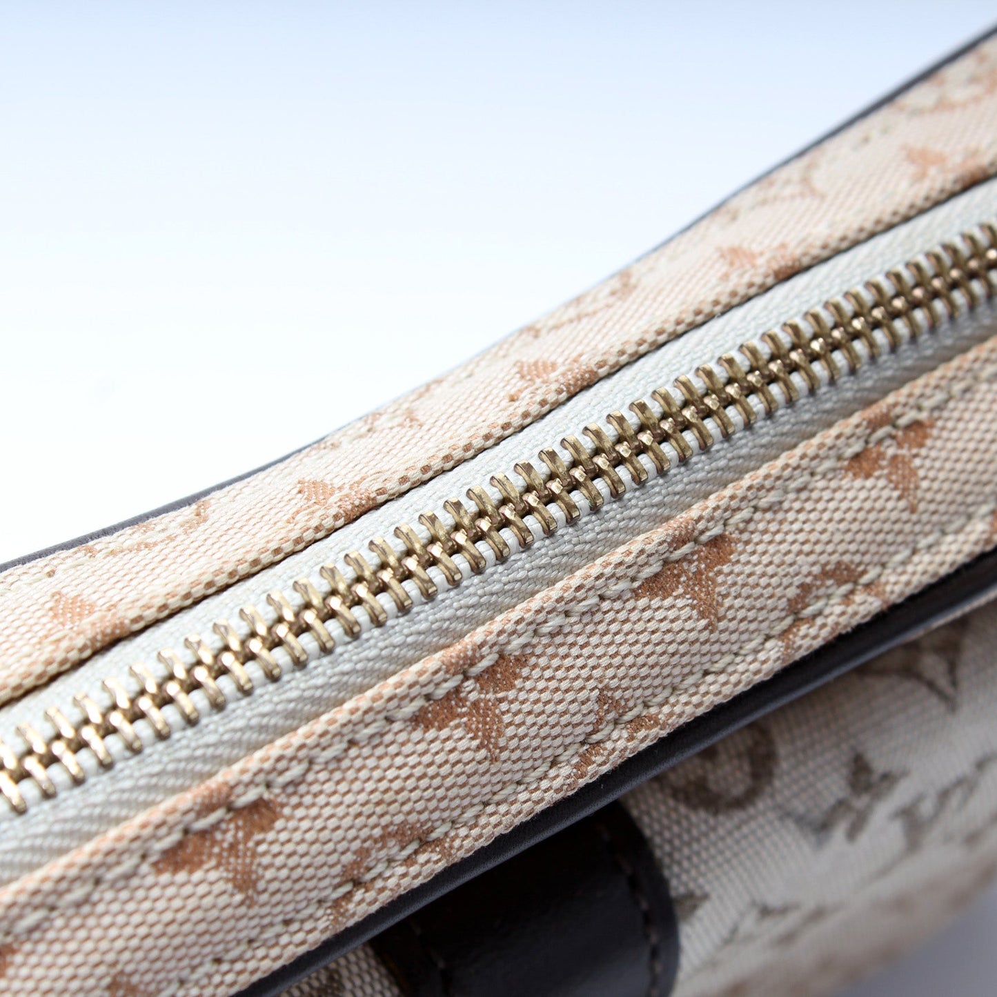 Juliette Mini Lin Crossbody