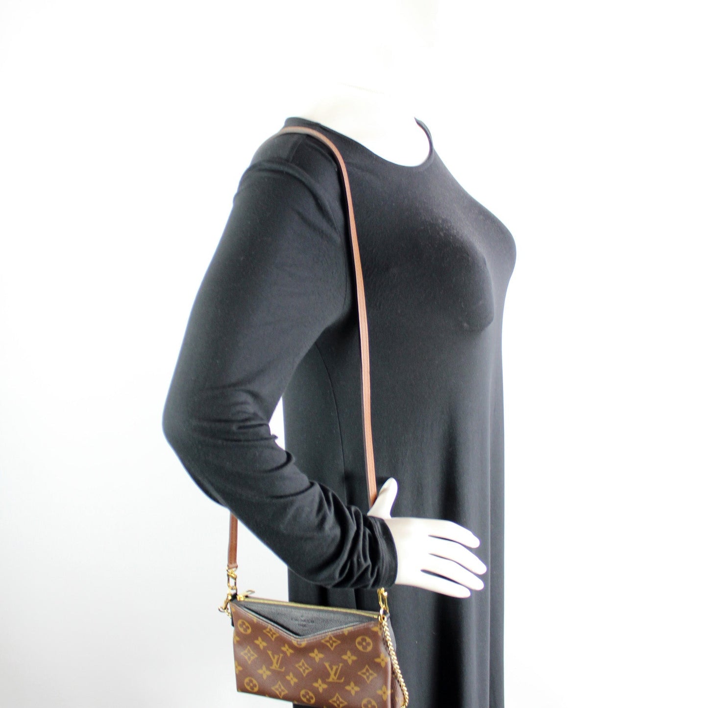 Pallas Clutch Monogram