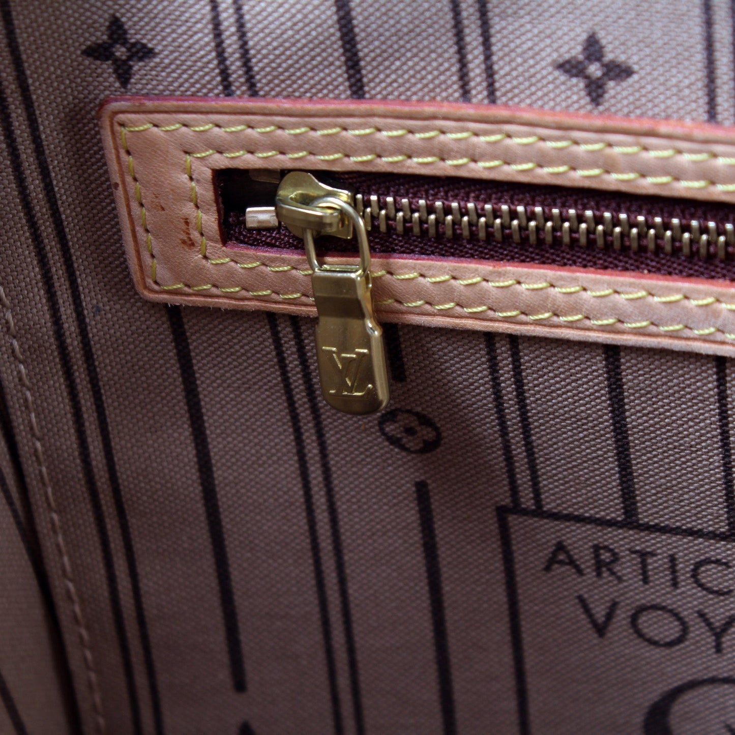 Neverfull MM Monogram