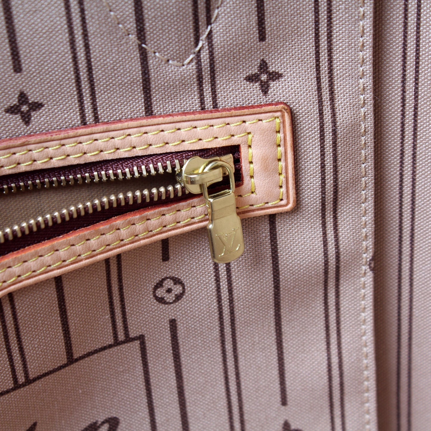 Neverfull MM Monogram