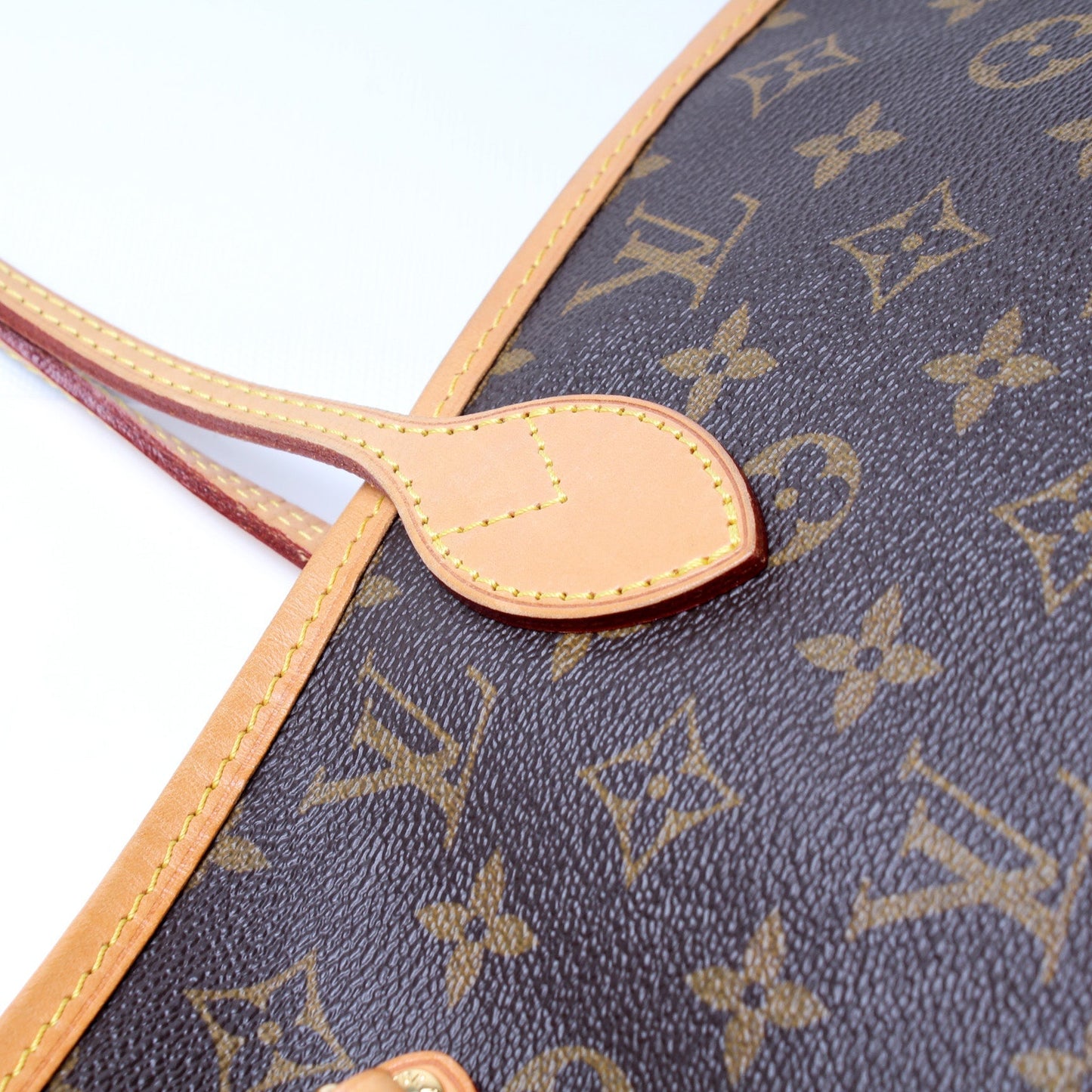 Neverfull MM Monogram