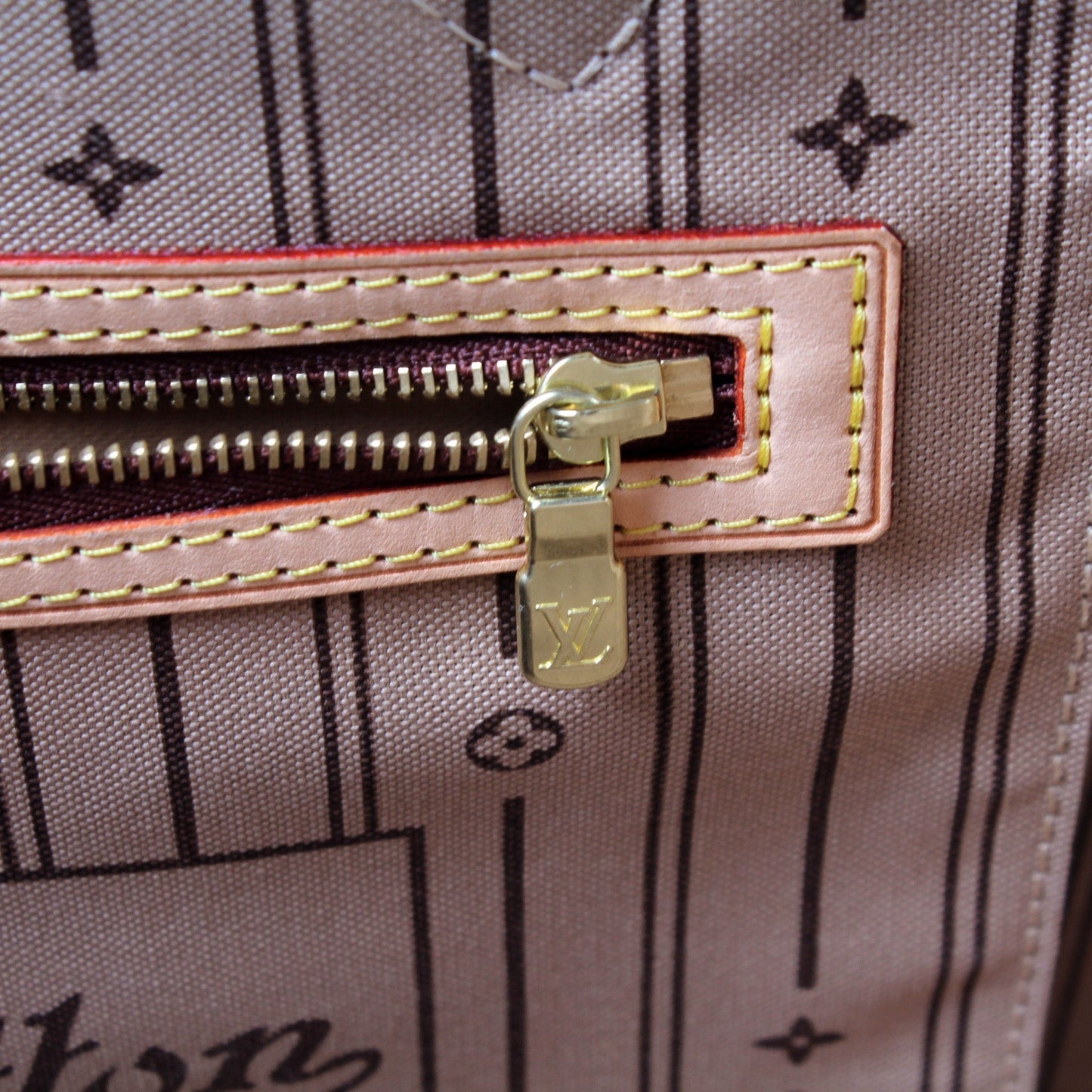 Neverfull MM Monogram