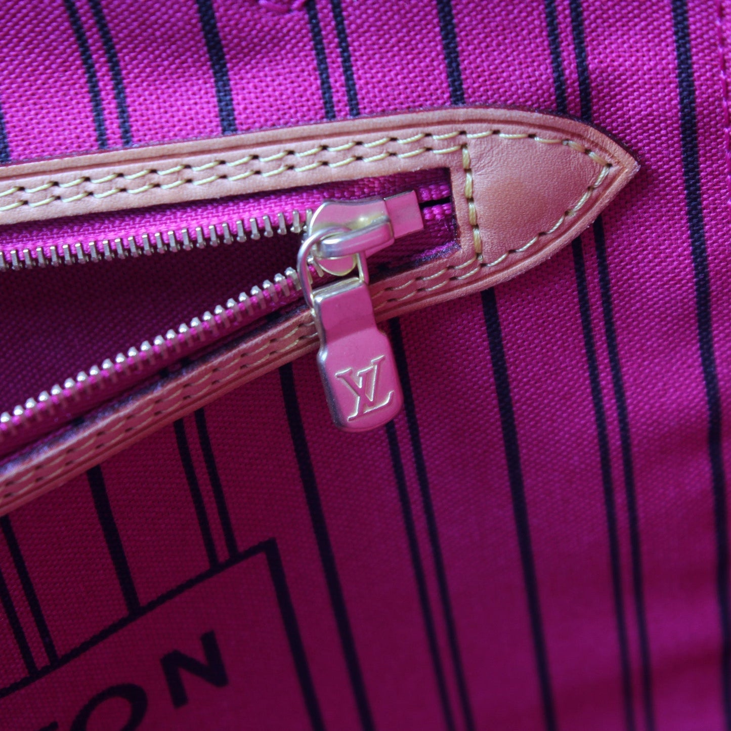 Neverfull MM Monogram