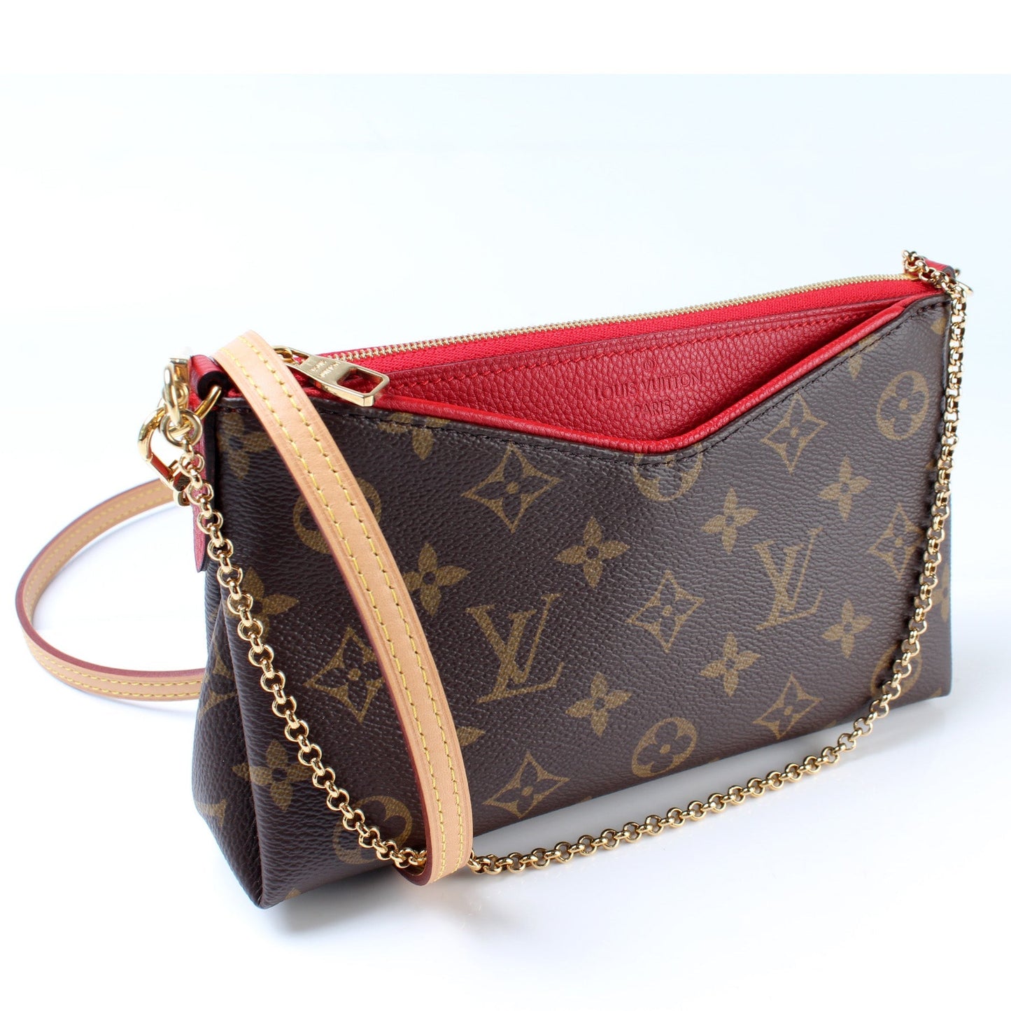 Pallas Clutch Monogram