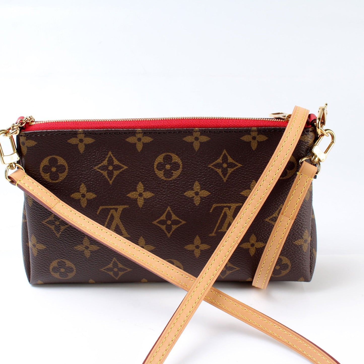 Pallas Clutch Monogram