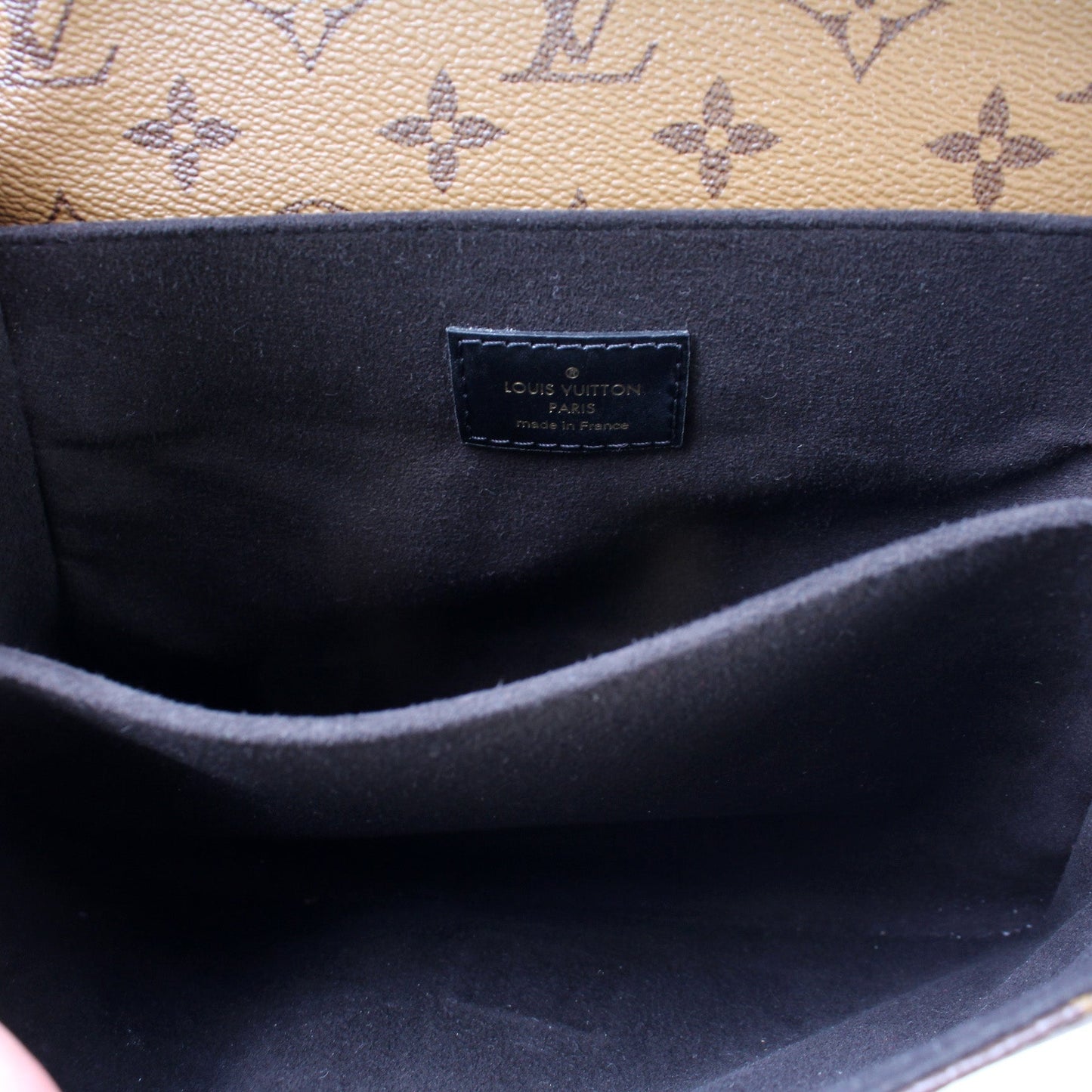 Pochette Metis Monogram Reverse