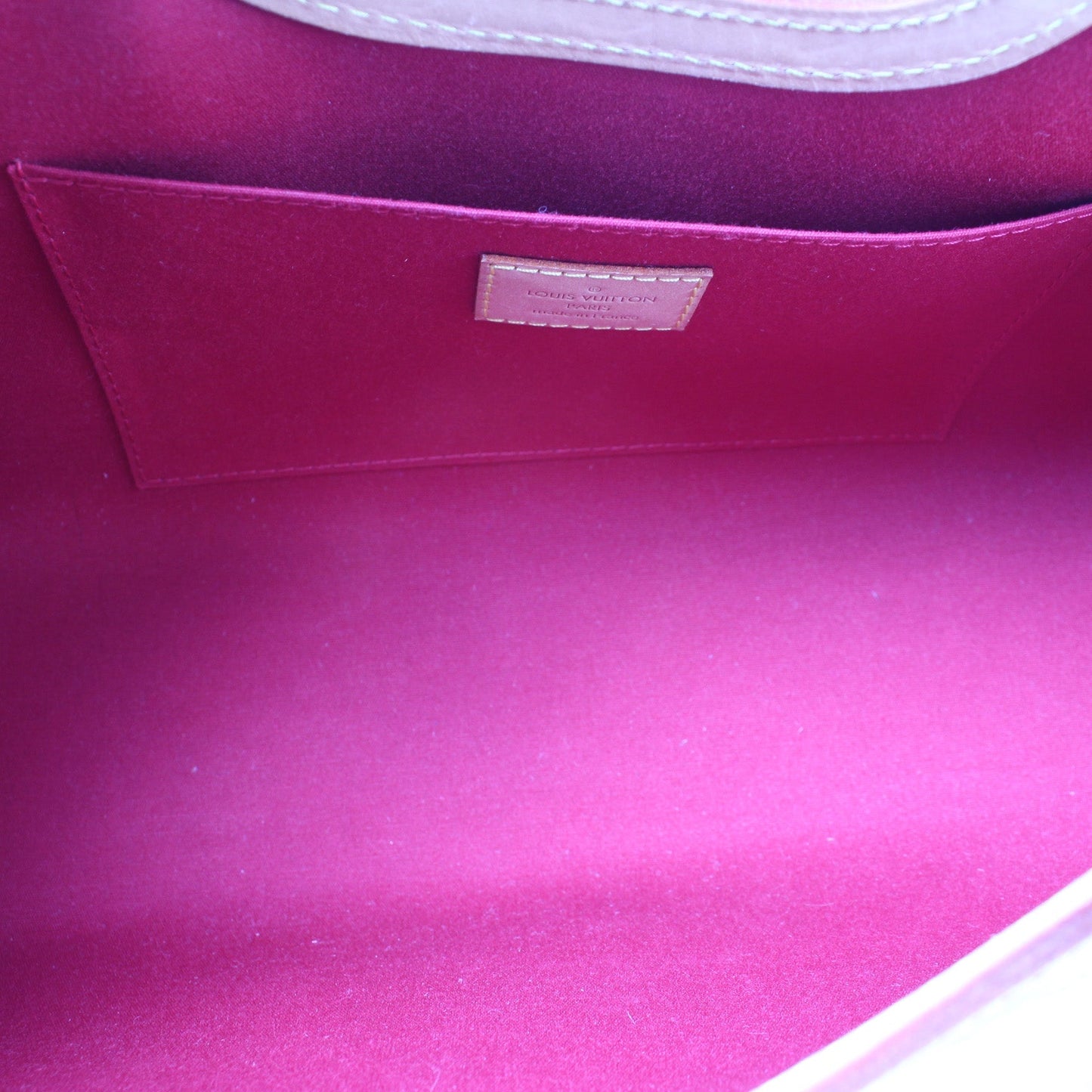 Roxbury Drive Vernis