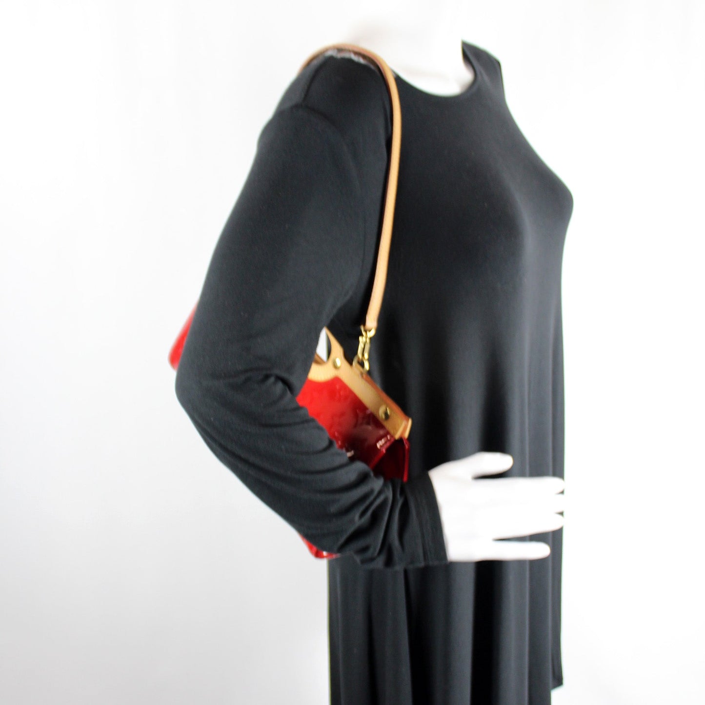 Roxbury Drive Vernis