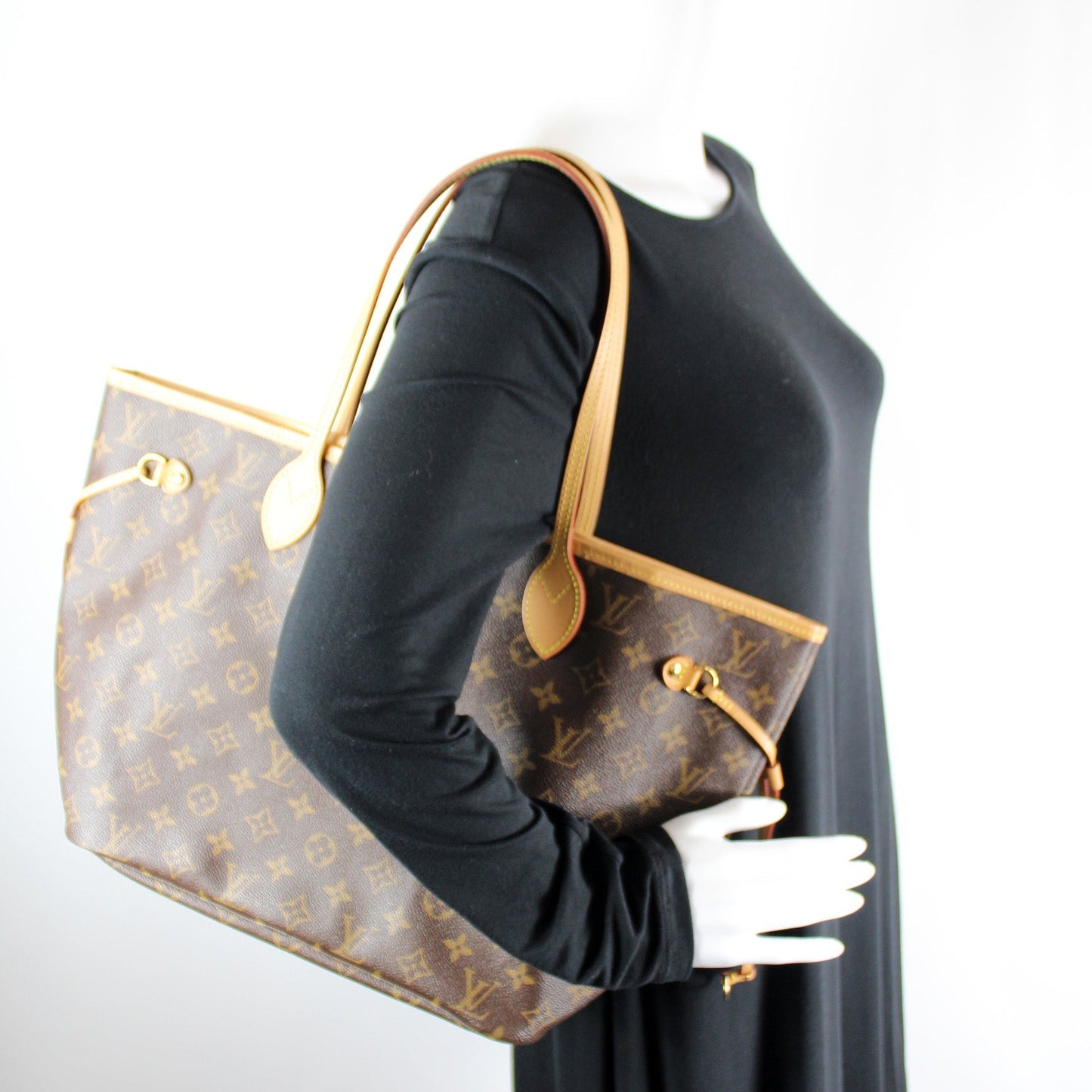 Neverfull MM Monogram