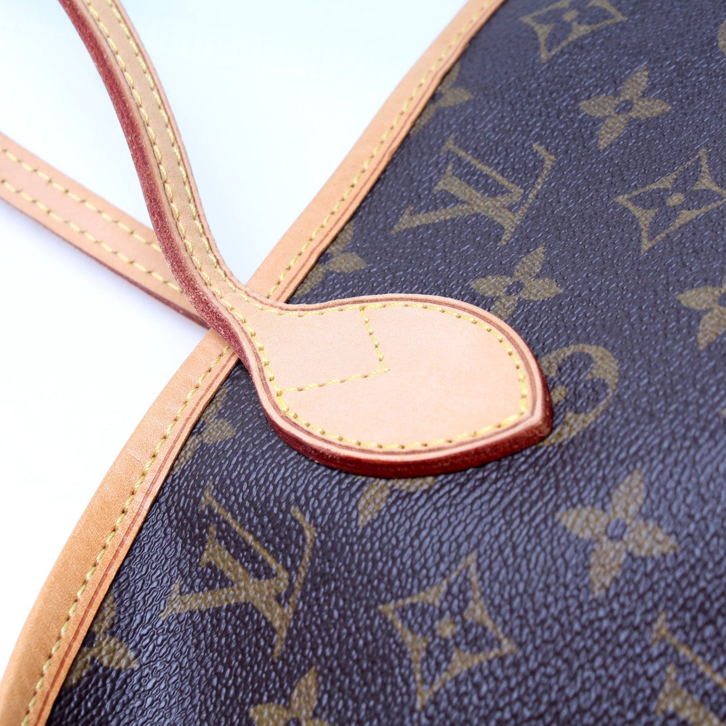 Neverfull MM Monogram