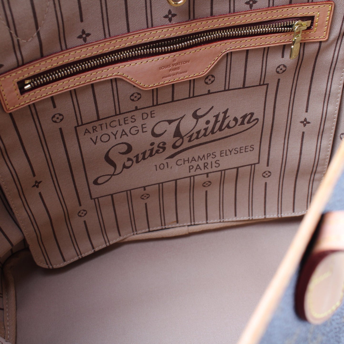 Neverfull MM Monogram