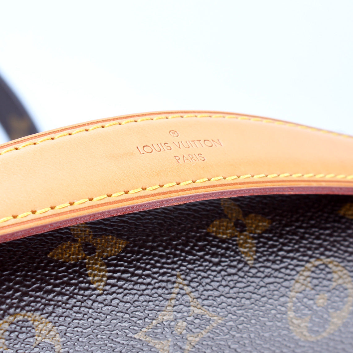 Pochette Metis Monogram