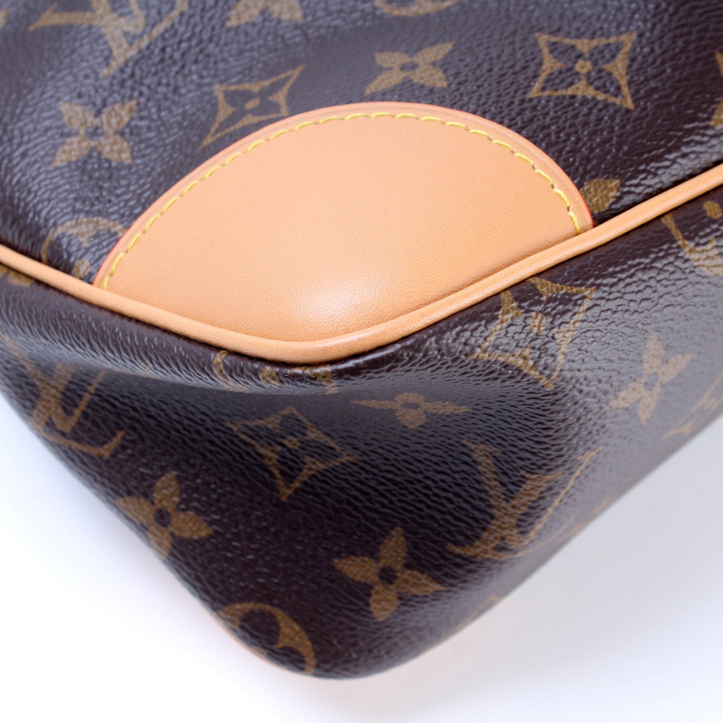 Odeon MM NM Monogram