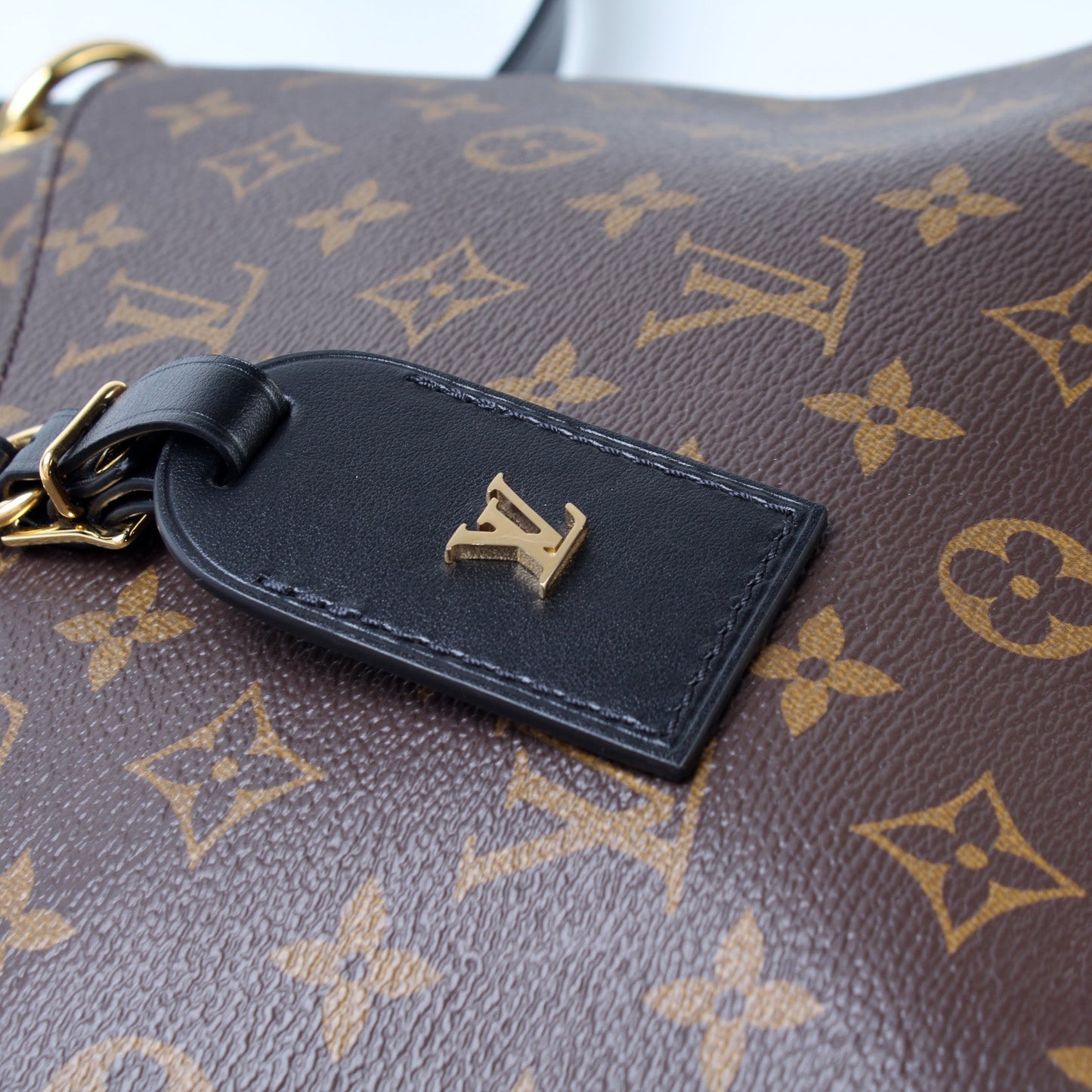 Odeon NM MM Monogram