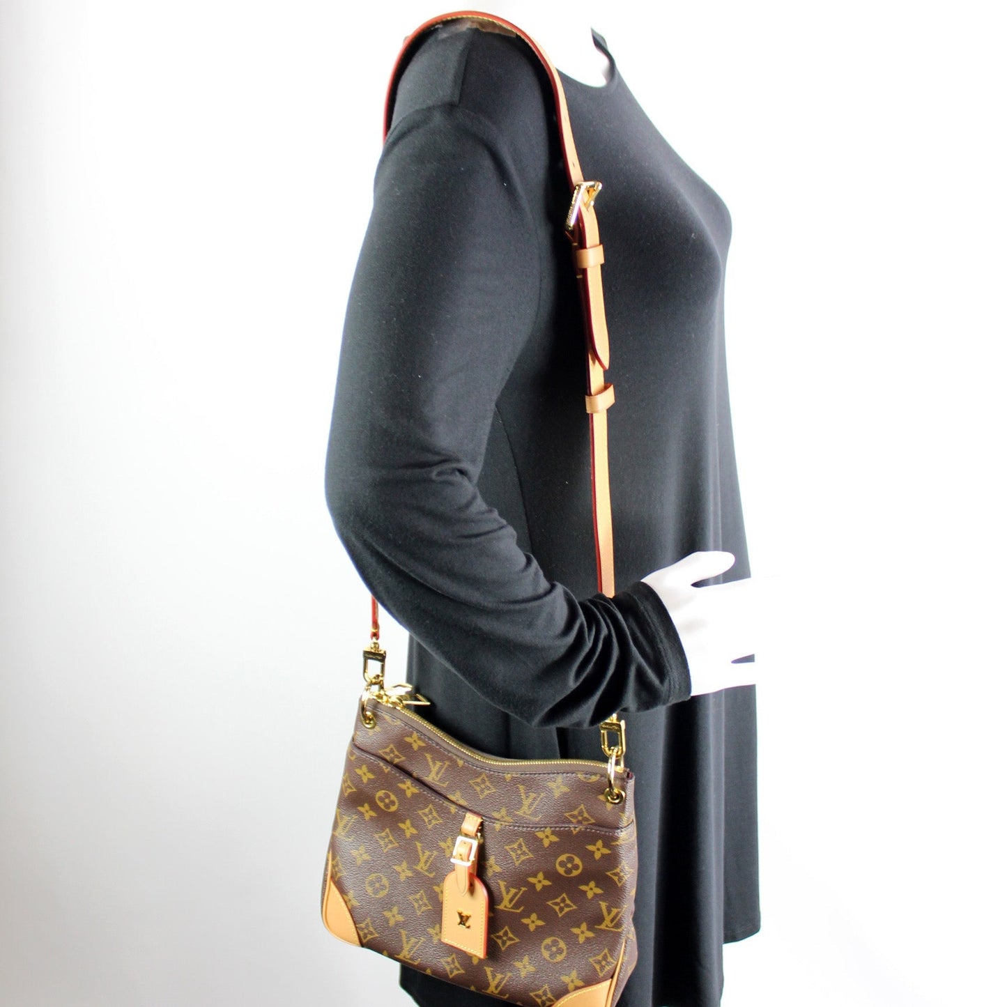 Odeon NM PM Monogram