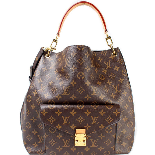 Metis Shoulder Monogram