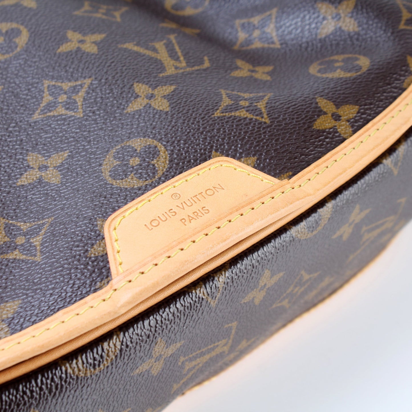 Menilmontant MM Monogram