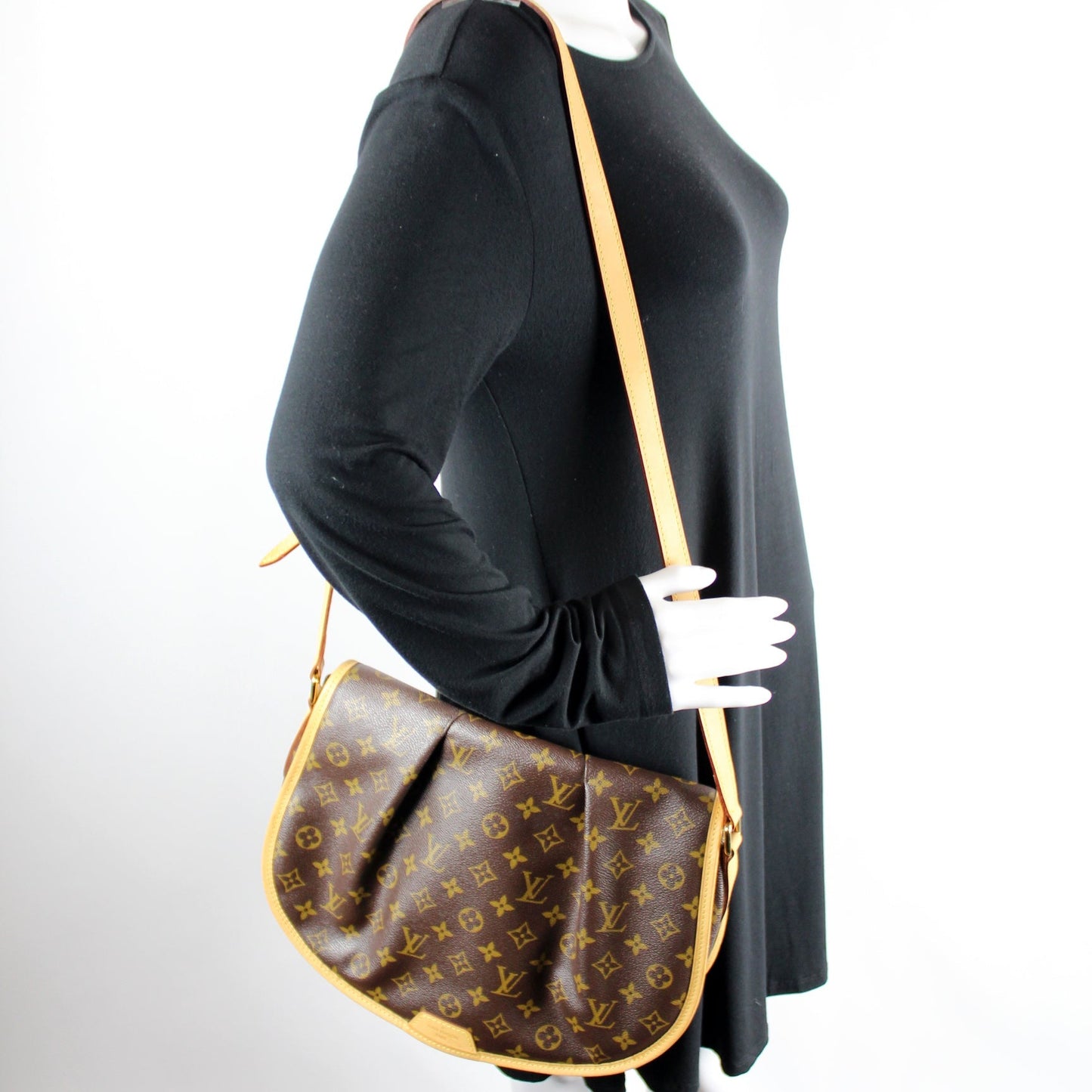 Menilmontant MM Monogram