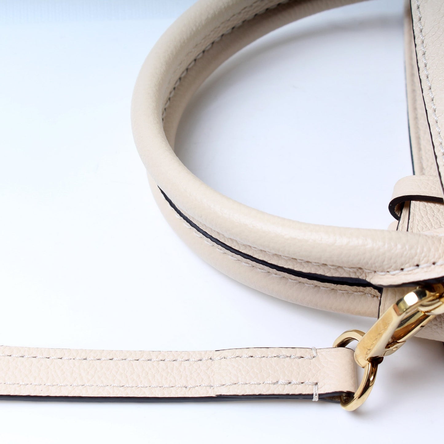 Montaigne BB Empreinte