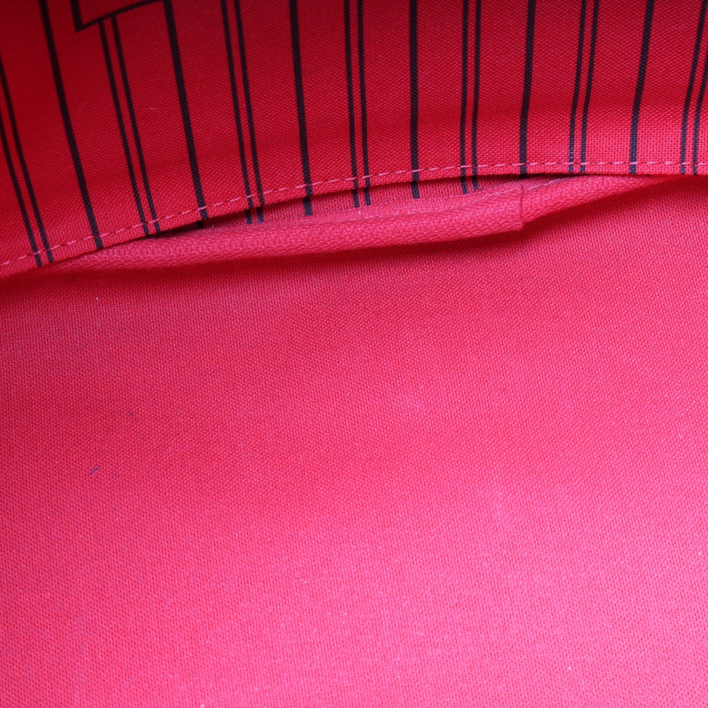 Neverfull MM W/ Wallt Monogram