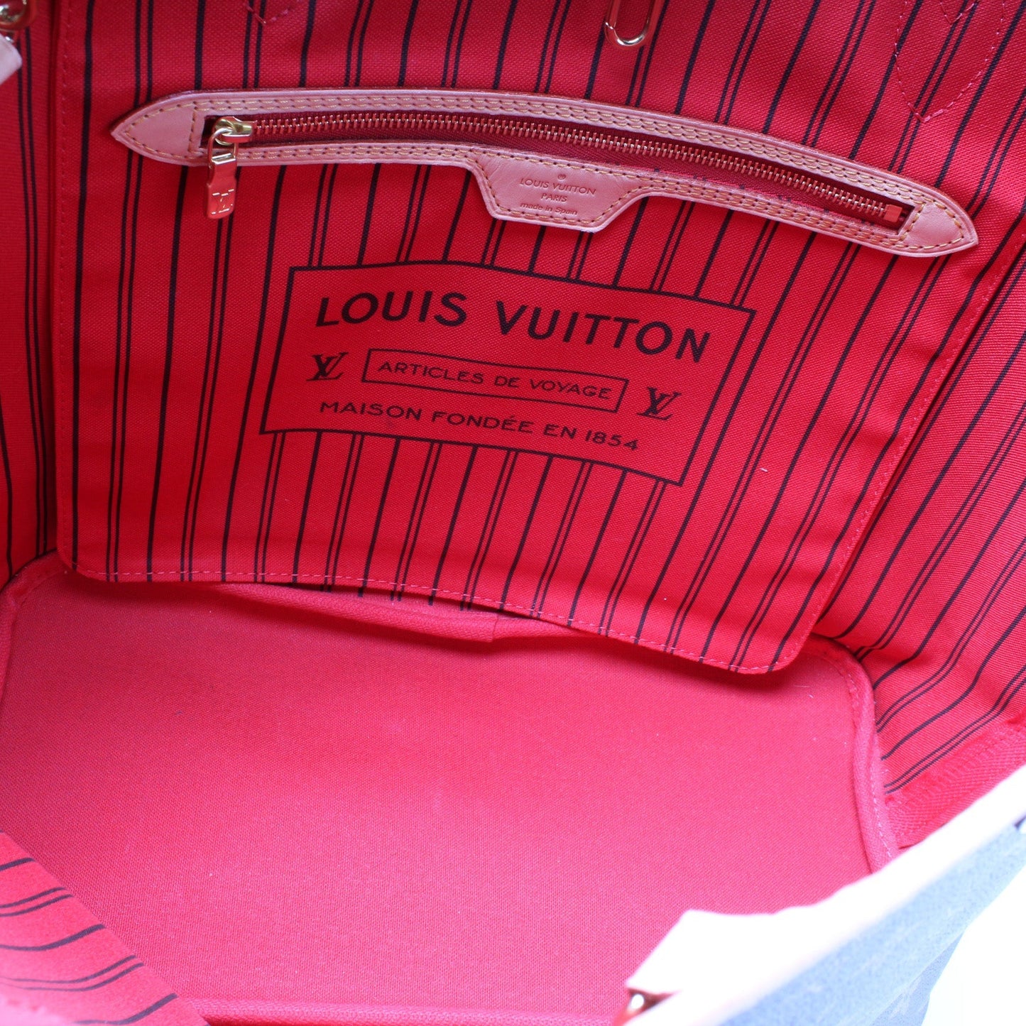 Neverfull MM W/ Wallt Monogram