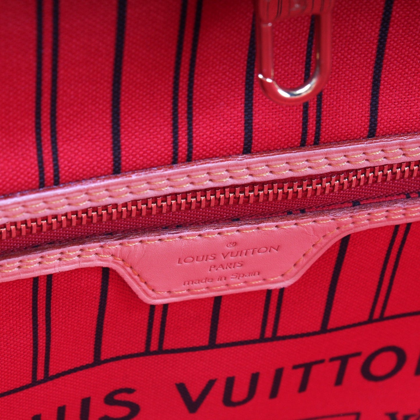 Neverfull MM W/ Wallt Monogram