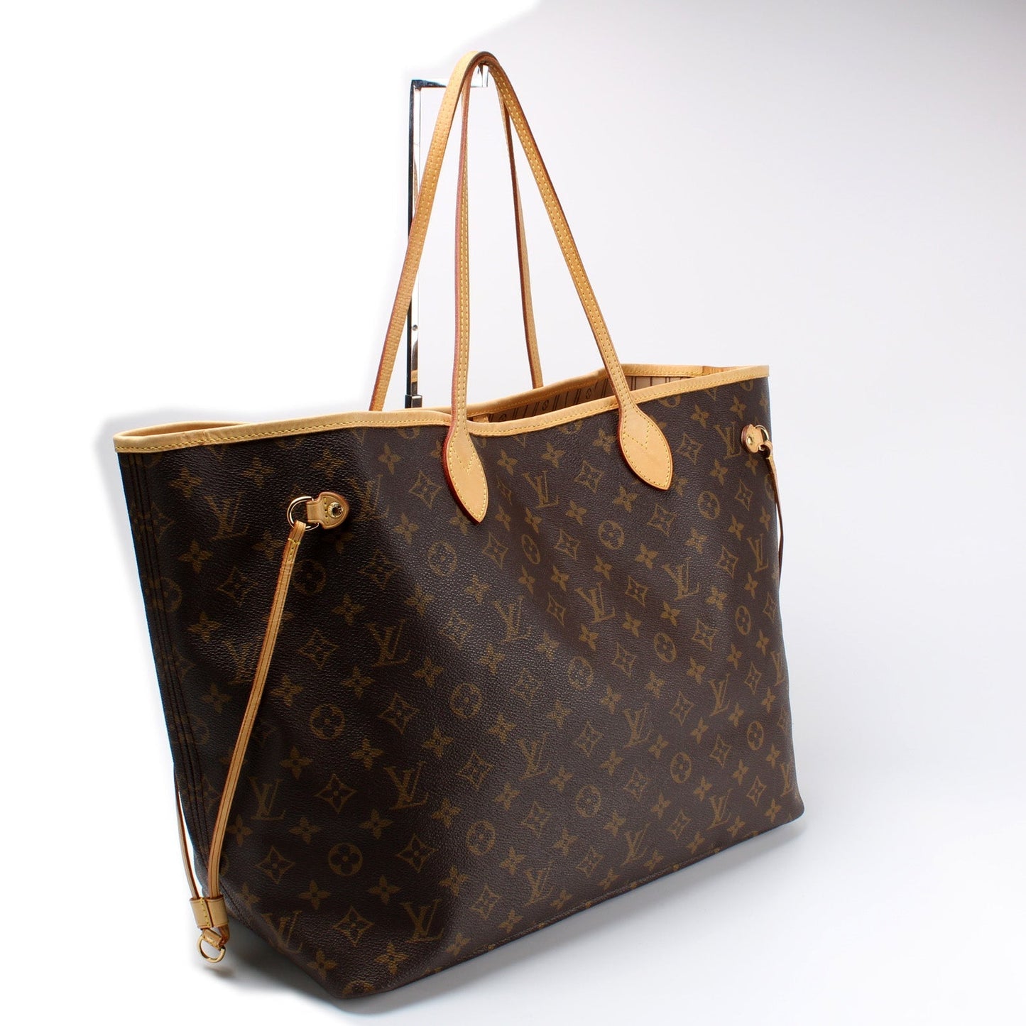 Neverfull GM Monogram