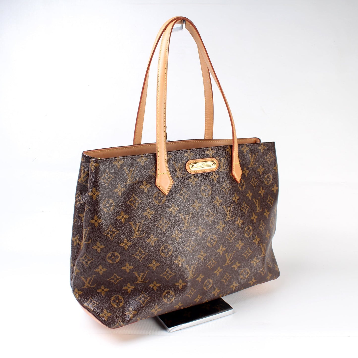 Wilshire MM Monogram