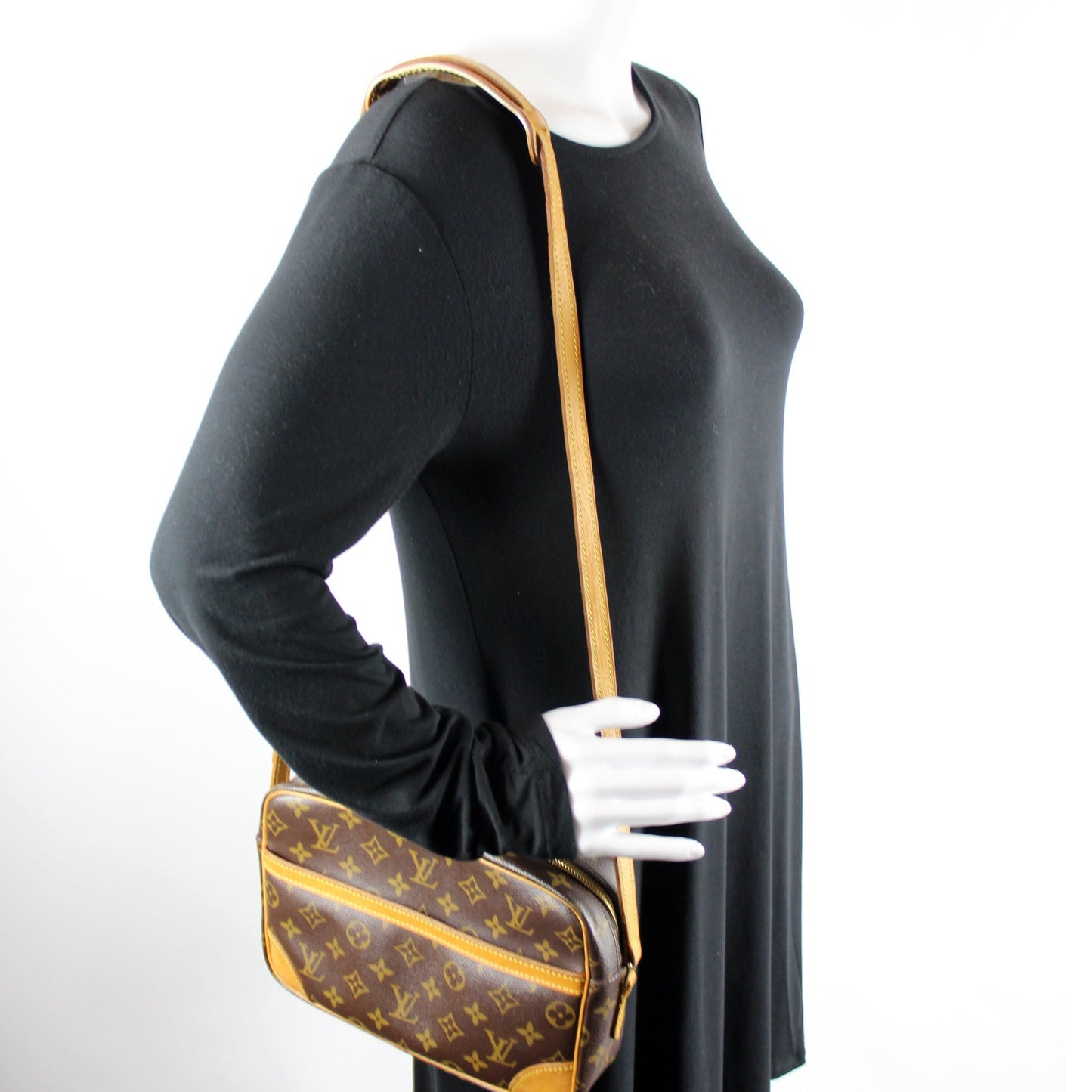 Trocadero 27 Monogram