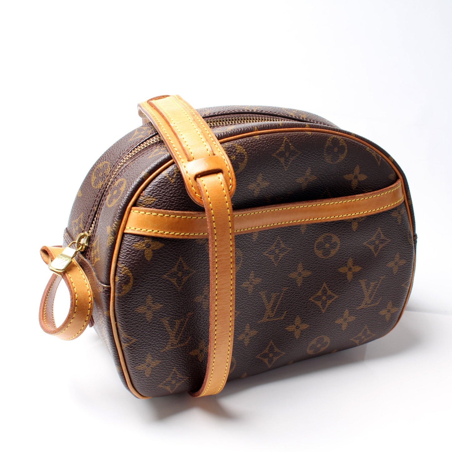 Blois Crossbody Monogram