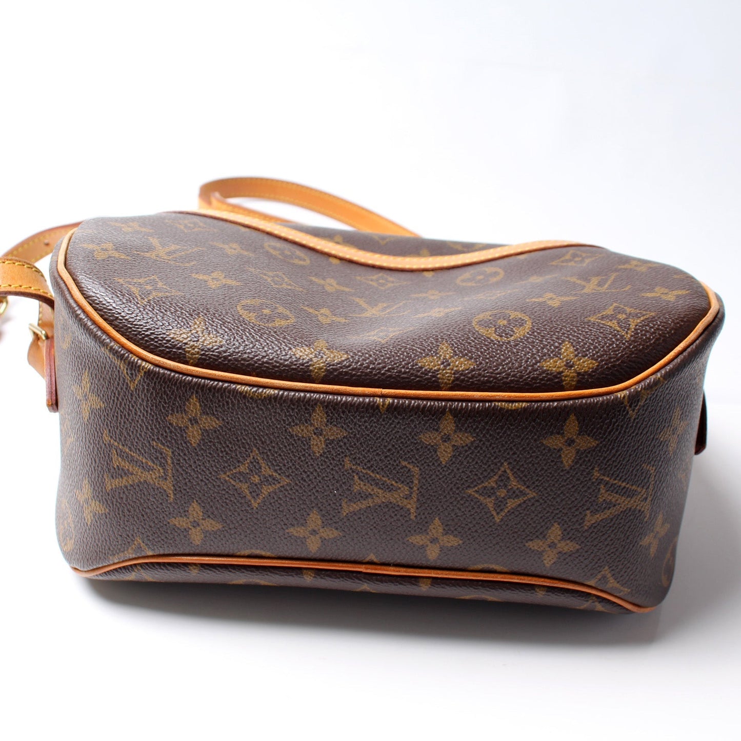 Blois Crossbody Monogram