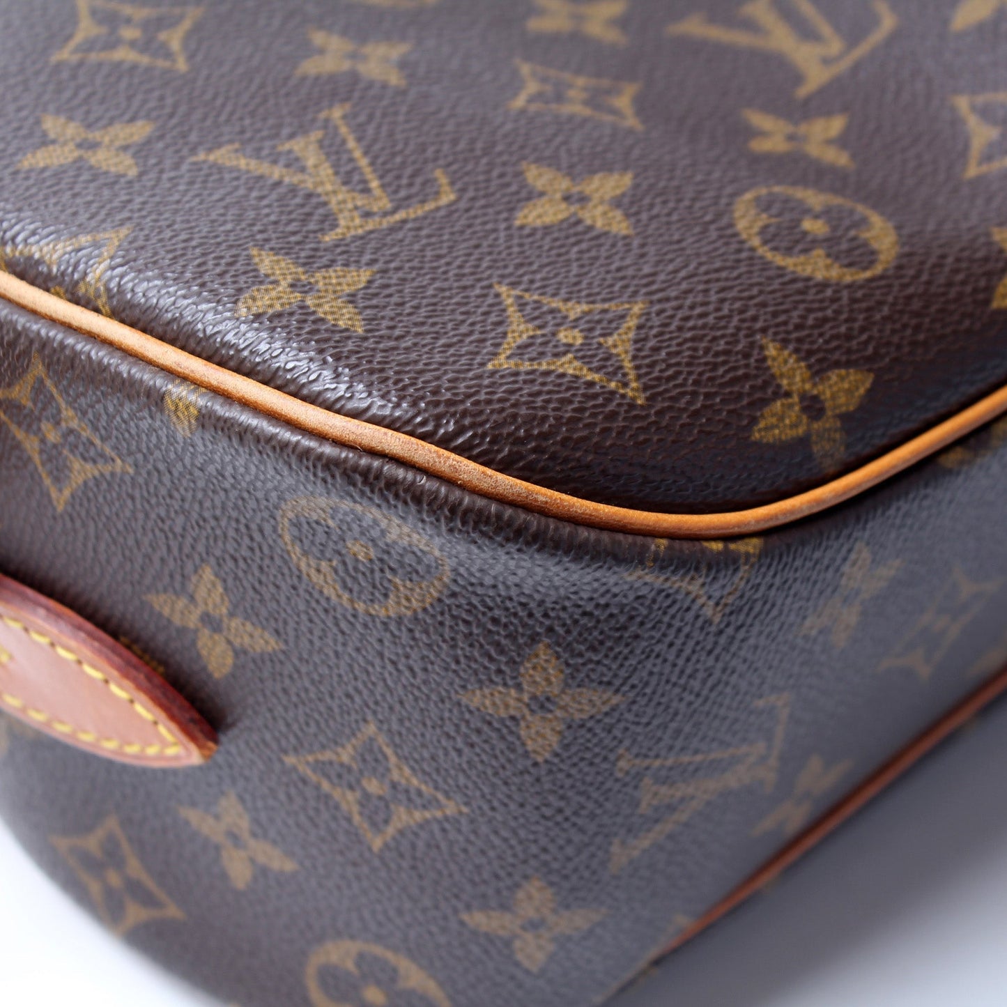 Blois Crossbody Monogram