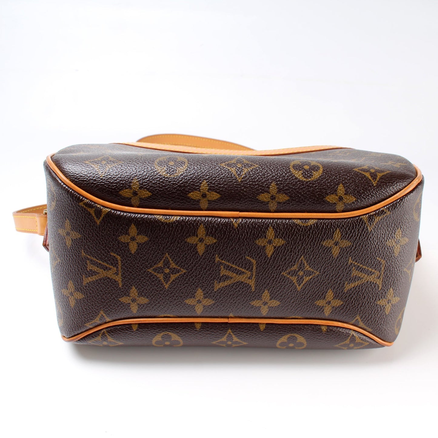 Blois Crossbody Monogram