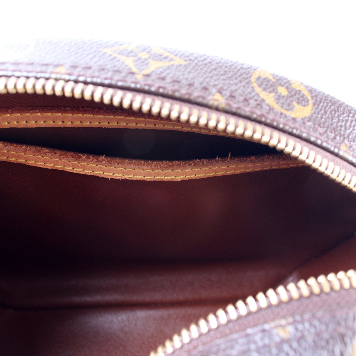 Blois Crossbody Monogram