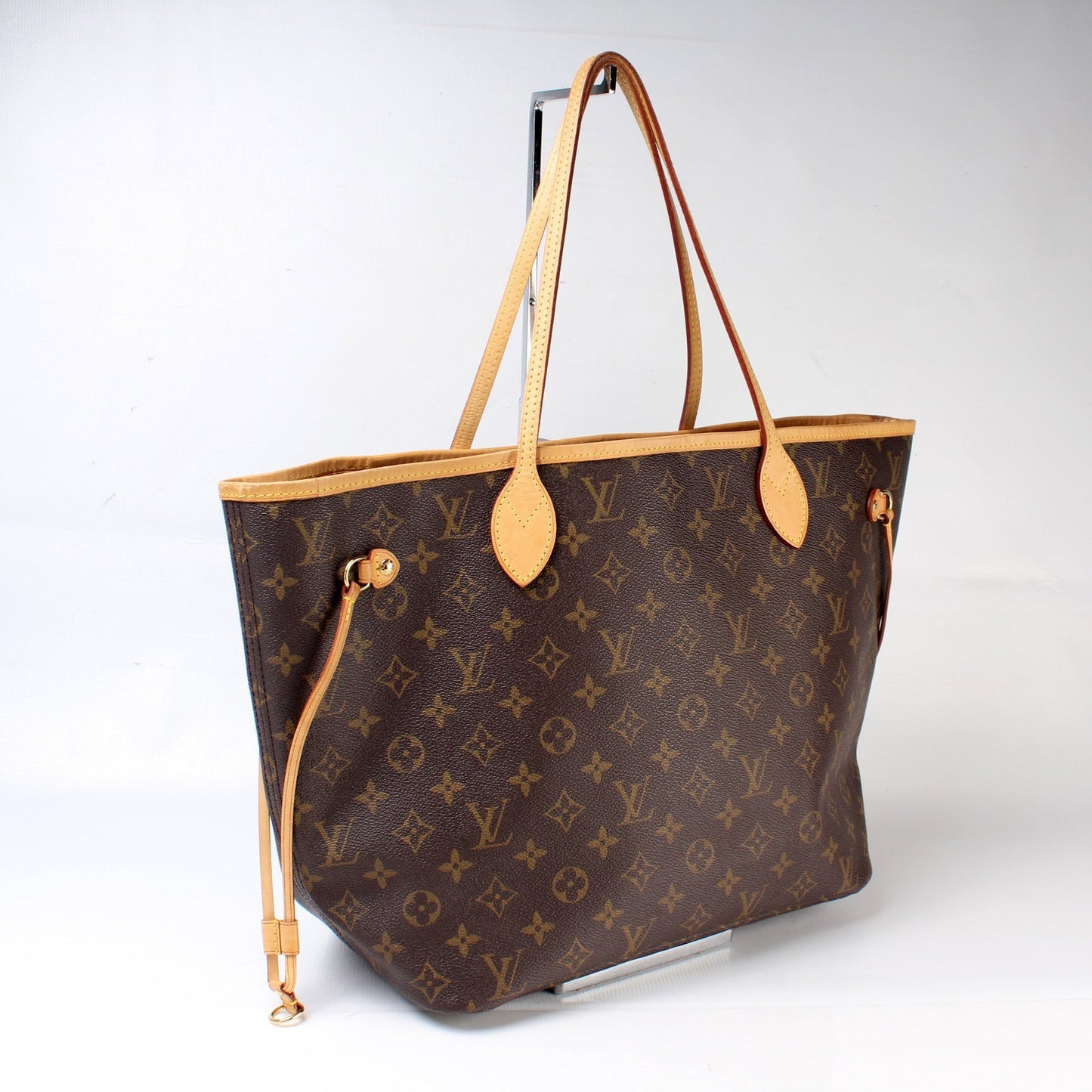 Neverfull MM Monogram