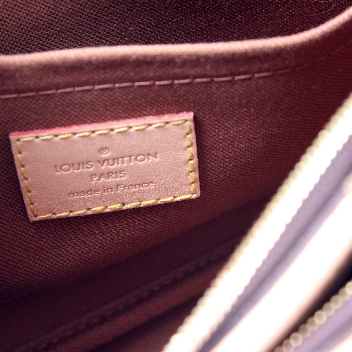 Muli Pochette Monogram