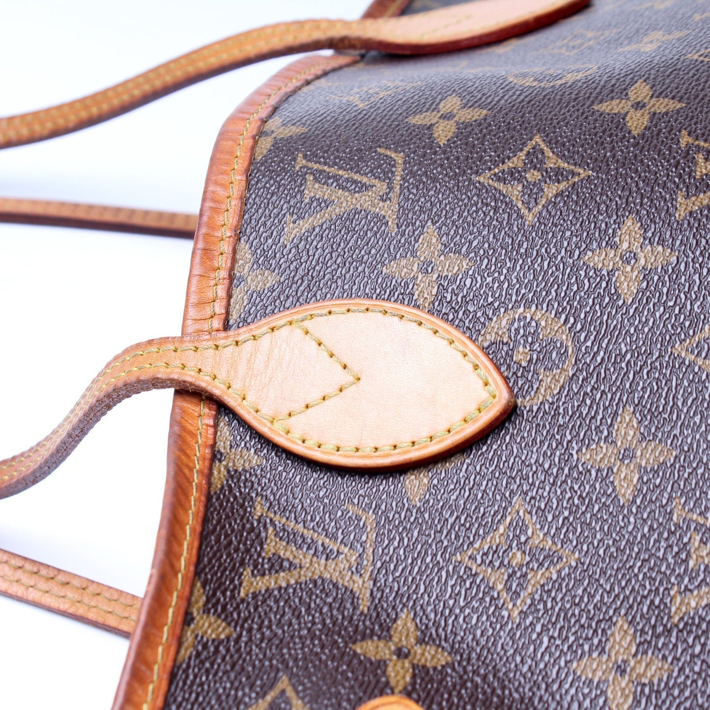 Neverfull MM Monogram