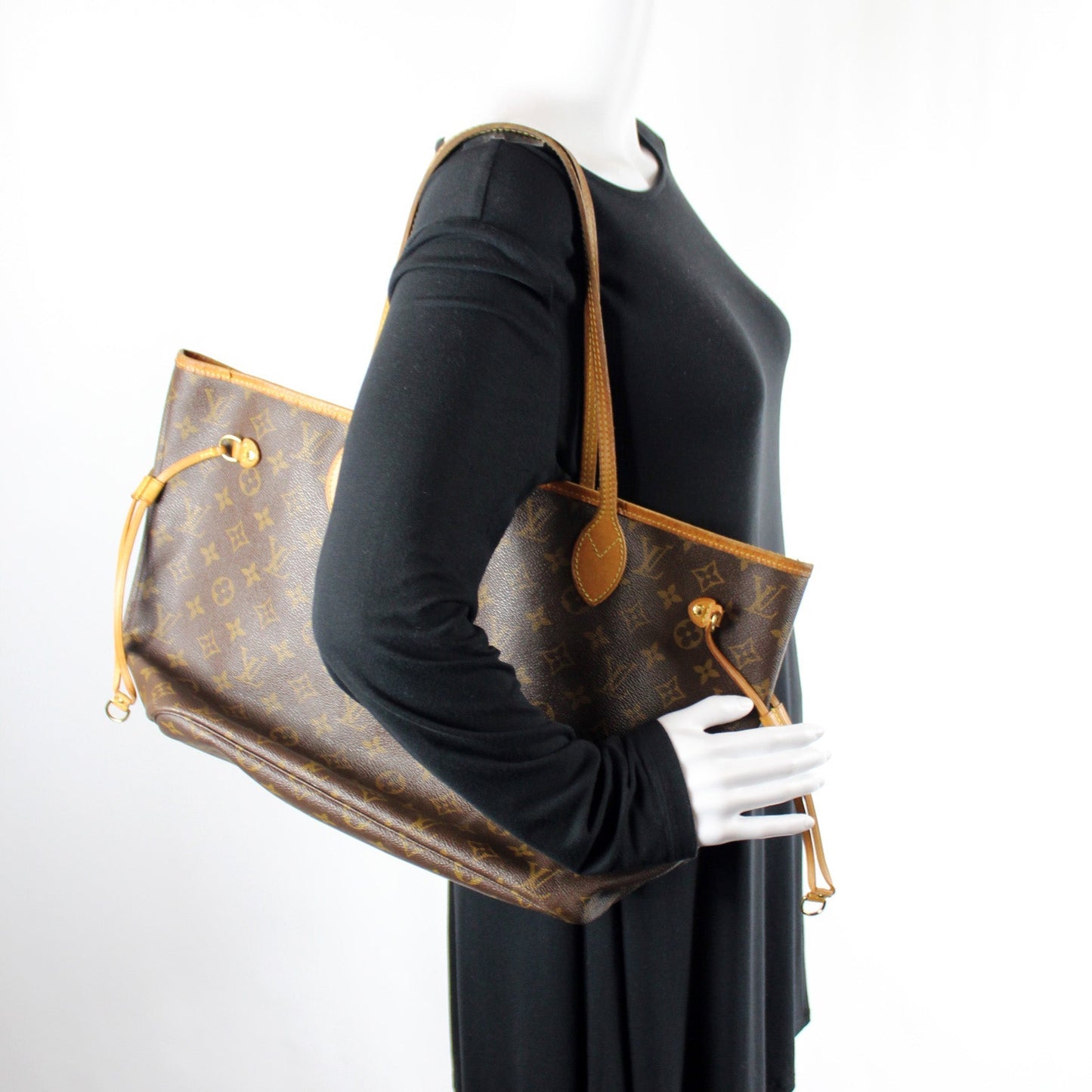 Neverfull MM Monogram