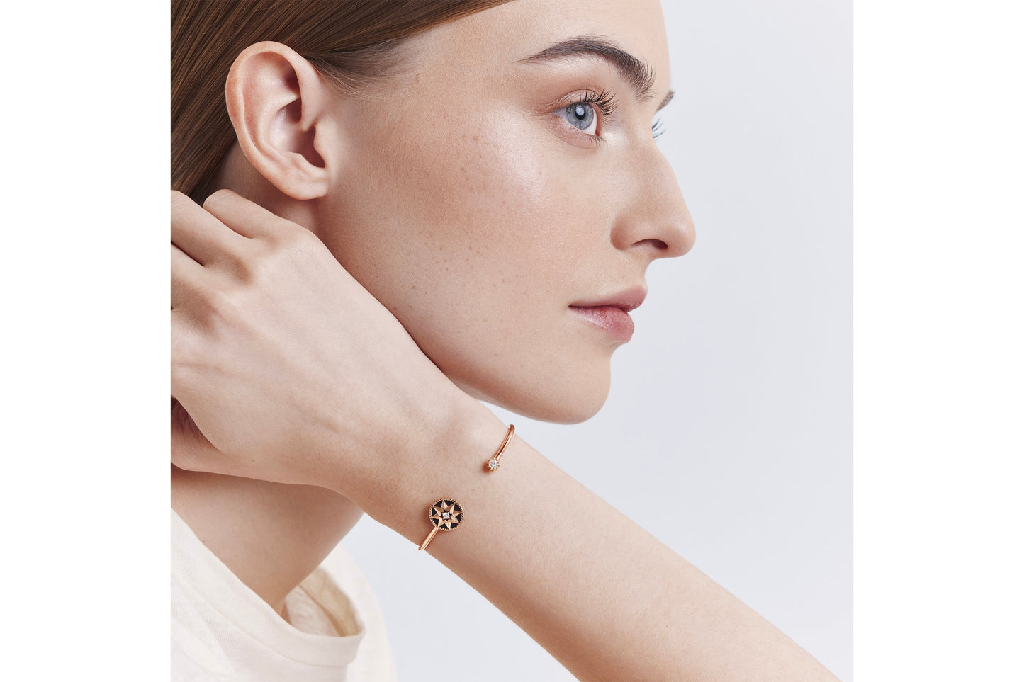 Rose Des Vents Bracelet • Pink Gold, Diamonds and Onyx