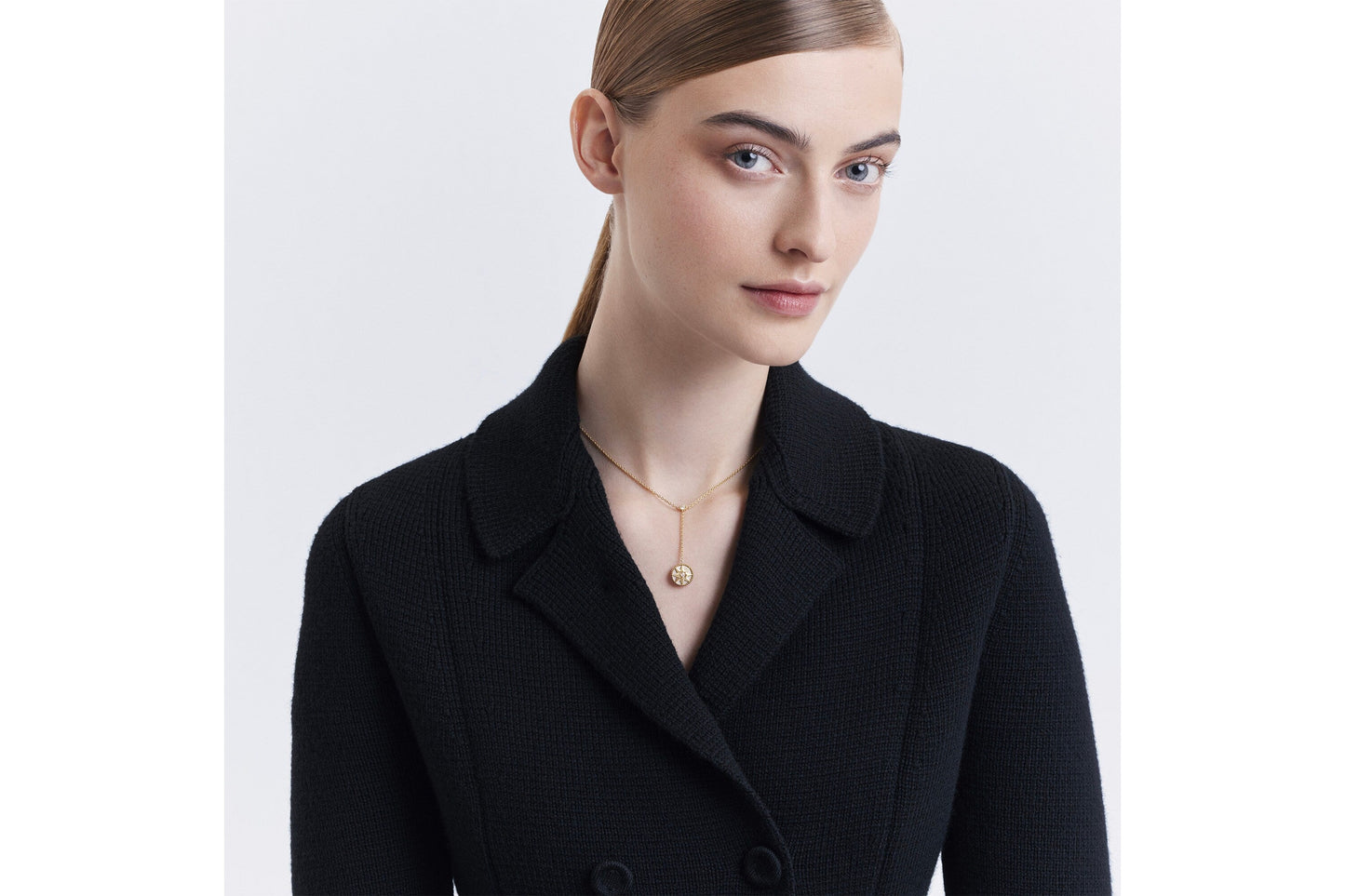 Rose Des Vents Necklace • Yellow Gold, Diamonds and Mother-of-Pearl