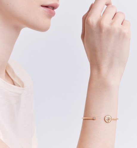 Rose Des Vents Bracelet • Yellow Gold, Diamonds and Mother-of-Pearl