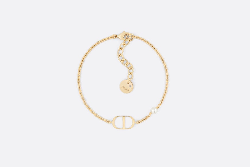 Petit CD Bracelet • Gold-Finish Metal with a White Resin Pearl