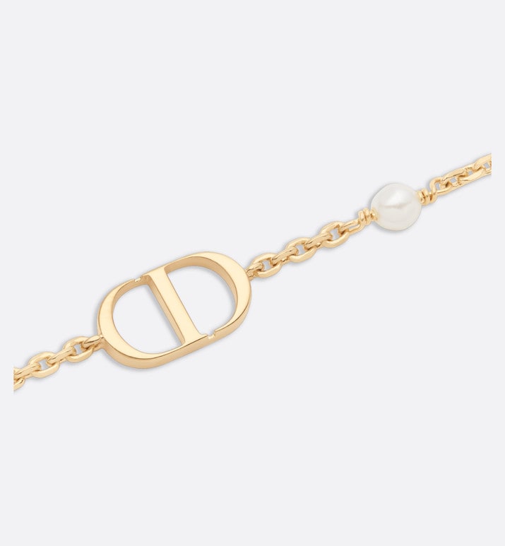 Petit CD Bracelet • Gold-Finish Metal with a White Resin Pearl