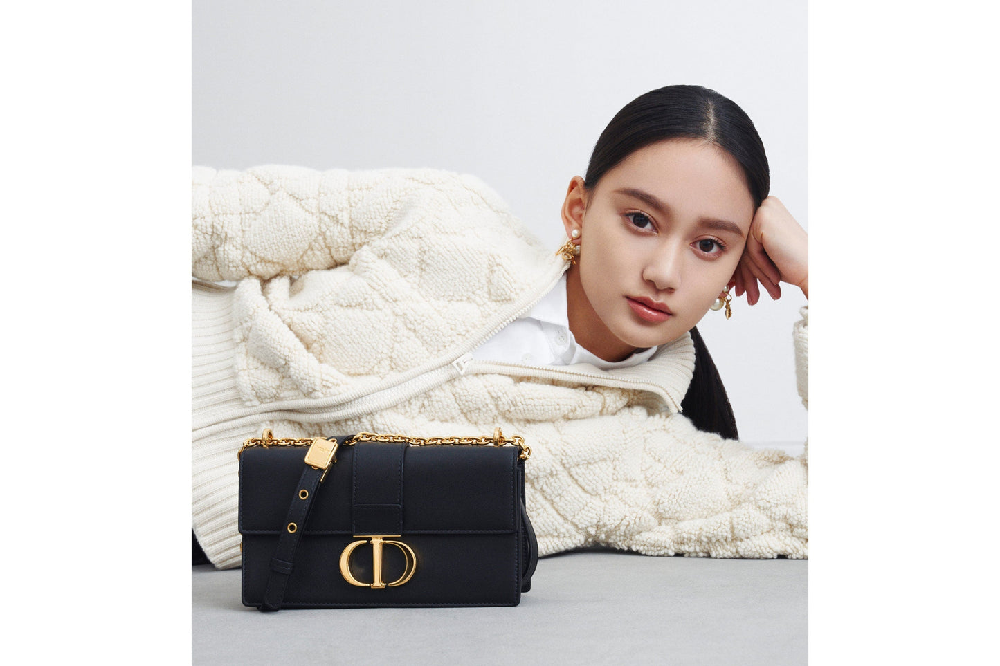 30 Montaigne East-West Bag with Chain • Black Calfskin