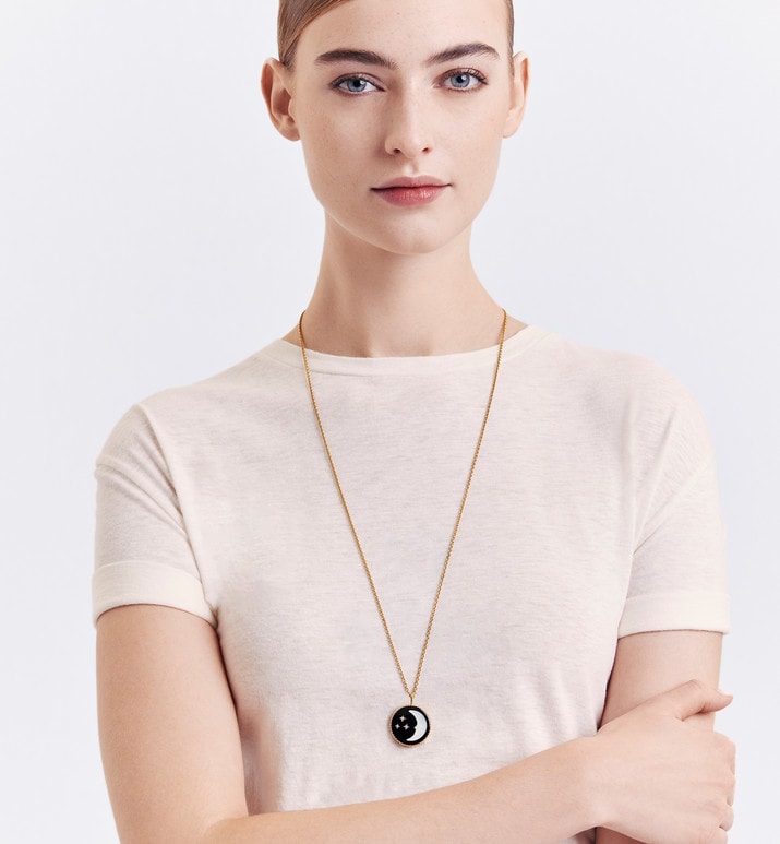 Rose Céleste Necklace • Yellow Gold, Diamonds, Mother-of-Pearl and Onyx