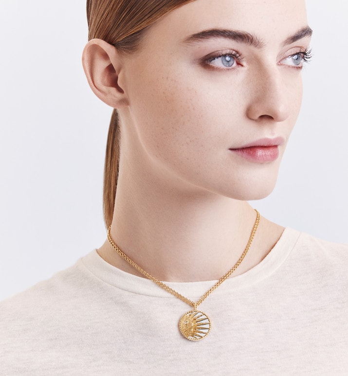 Rose Céleste Necklace • Yellow Gold, Diamonds, Mother-of-Pearl and Onyx