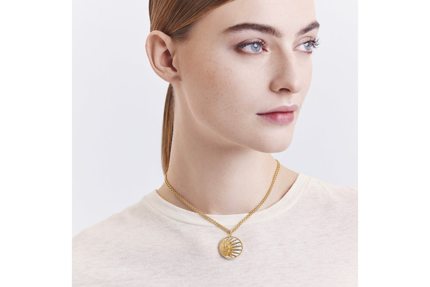 Rose Céleste Necklace • Yellow Gold, Diamonds, Mother-of-Pearl and Onyx